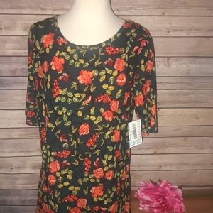 LuLaRoe Gigi shirt size 2XL